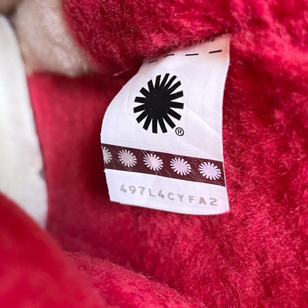 UGG Women’s Classic Clear Mini Waterproof Boots In Ribbon Red - Picture 9 of 9